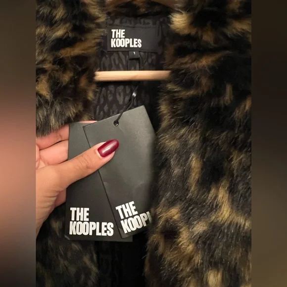 * 💕SOLD* Luxury The Kooples Leopard Faux Fur Coat Small - Picture 4 of 17